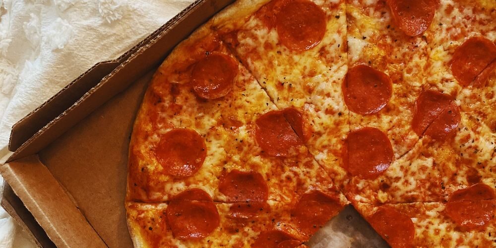 Metode de încălzire a pizzei! Cum să o păstrezi la fel de proaspătă